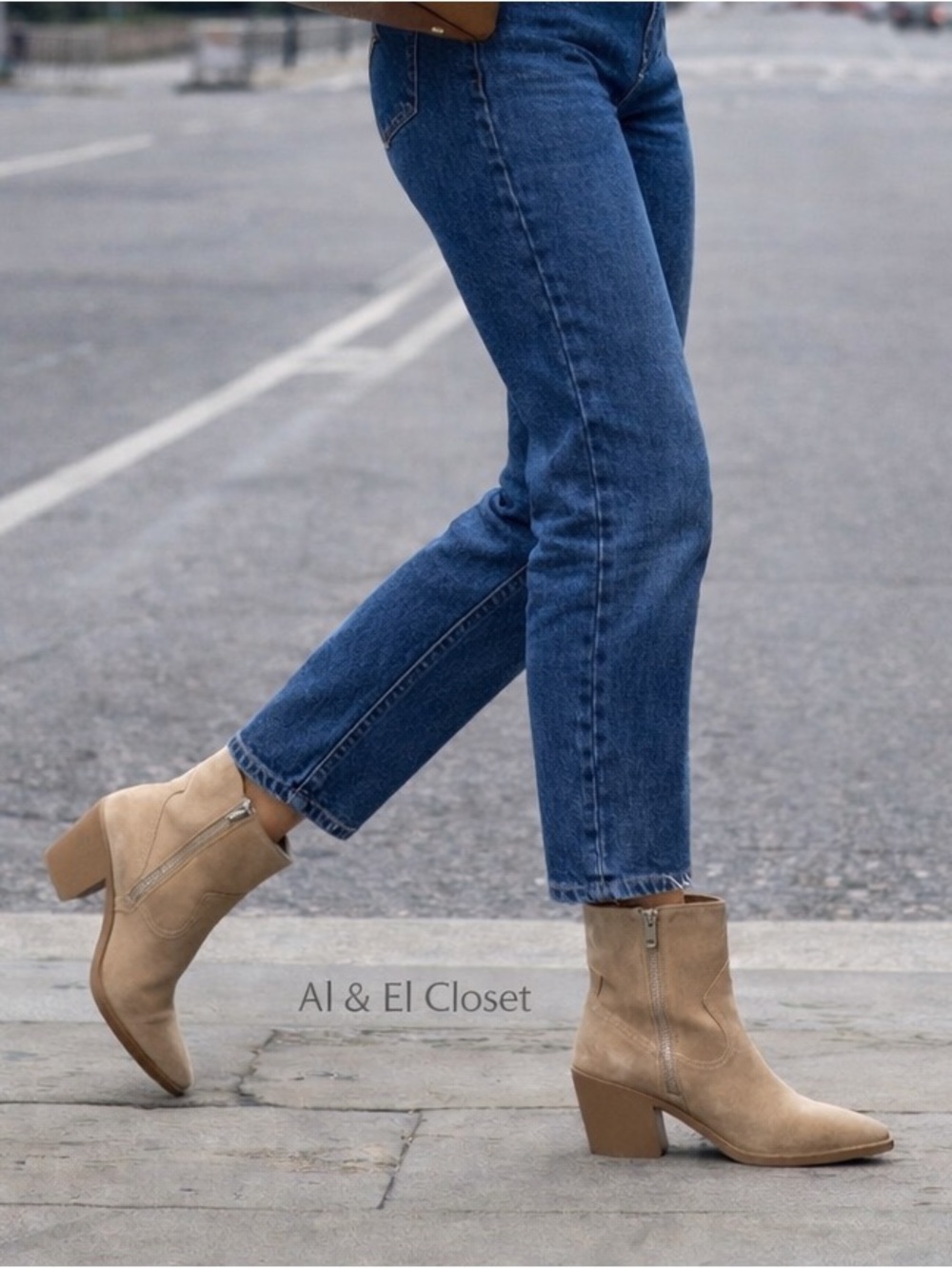 PAIGE Glenn Ankle Boots 10 Light Tan Suede Western Chic Block Heel New With Box